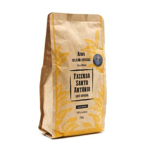 Café Moído Arara Fazenda Santo Antônio 250g